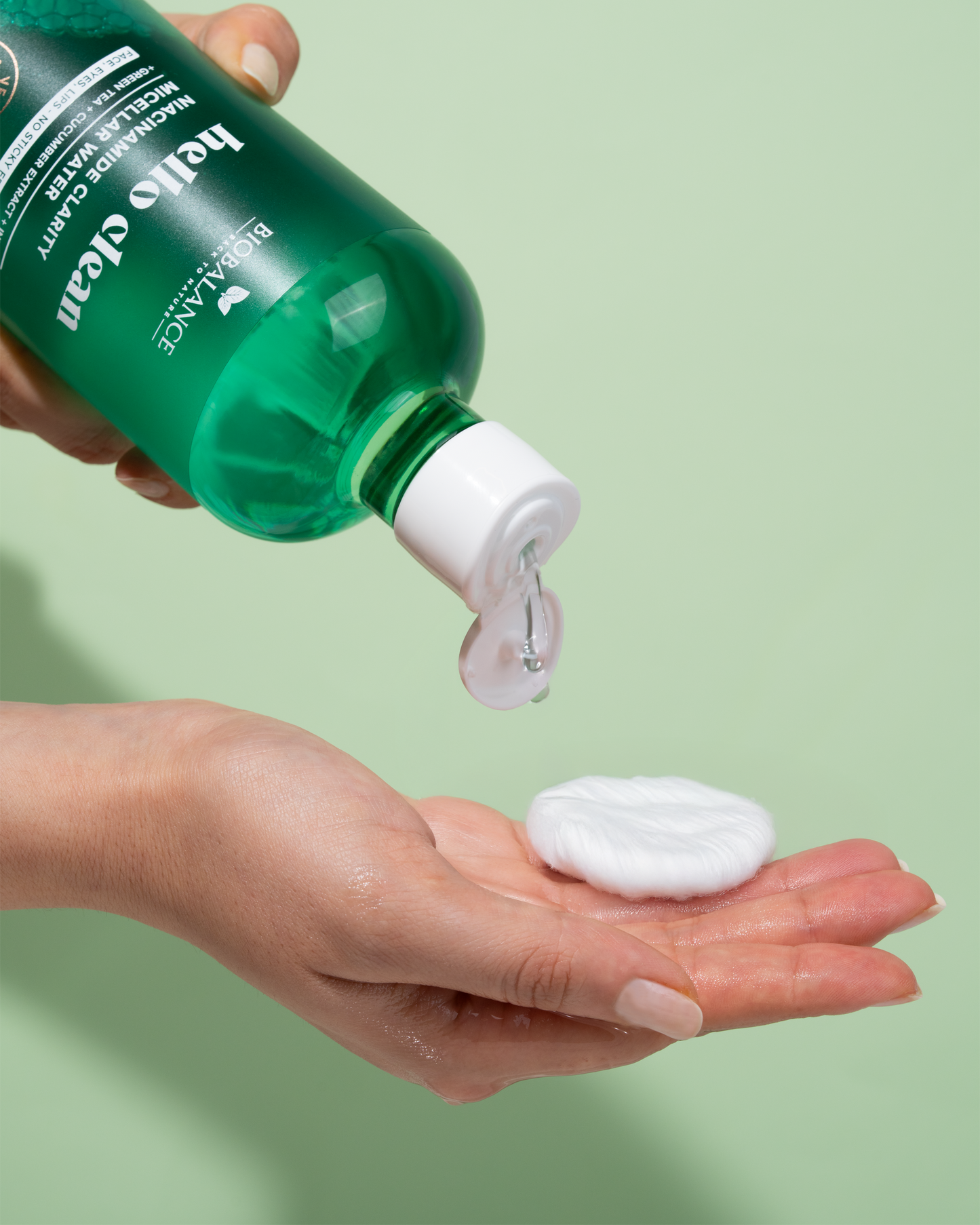 BIOBALANCE HELLO CLEAN МИЦЕЛАРНА ВОДА С НИАЦИНАМИД