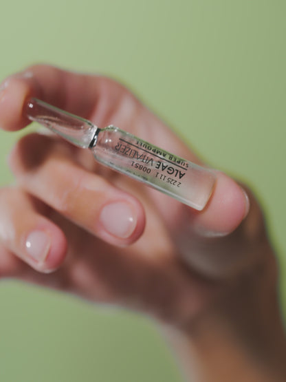 BIOBALANCE СУПЕР ВИТЛИЗИРАЩА АМПУЛА С ВОДОРАСЛИ И ЕКСТРАКТ ОТ ЗЕЛЕН ХАЙВЕР, 10 Х 2 МЛ